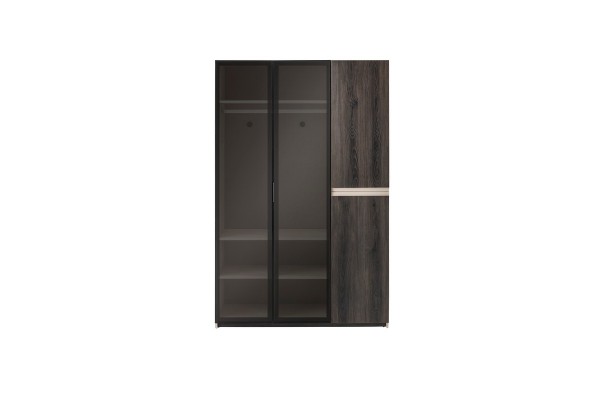 Focus  3 D. Wardrobe