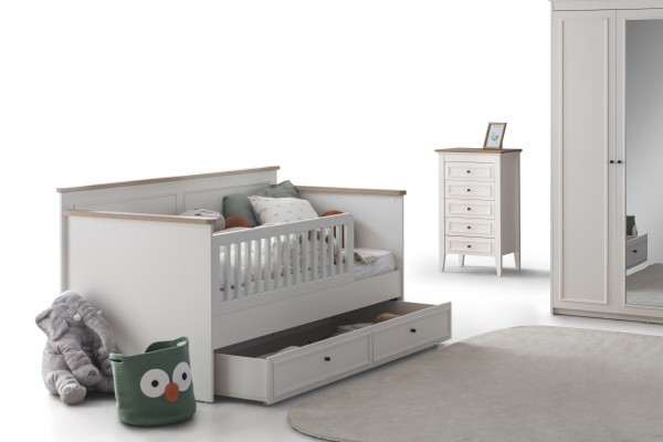 Petra Ay Kids Room