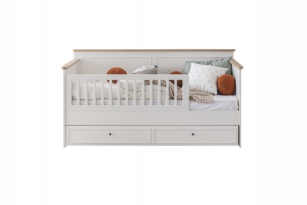 Petra Ay Kids Room