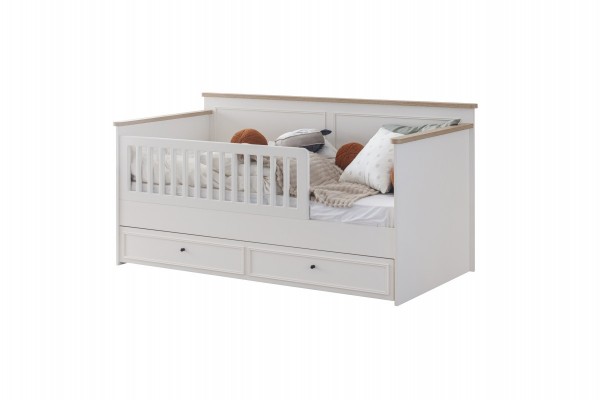 Petra Ay Kids Room